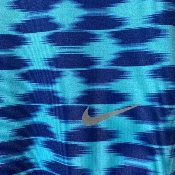 NWOT Nike Dri-Fit Running Capri Tights - Picture 5 of 8